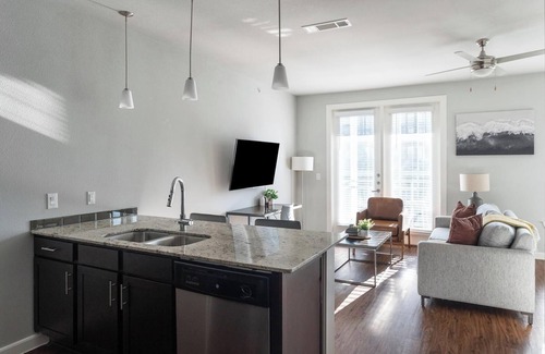 Buda Apartment | Landing | Chic Studio, Clubhouse, Pool