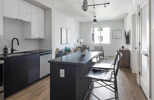 Providencia Park Apartment | Landing | Incredible 1BD, Yoga Studio, Clubhouse