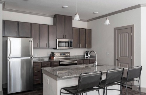 Manor Apartment | Landing | Incredible 1BD, Courtyard, Pool