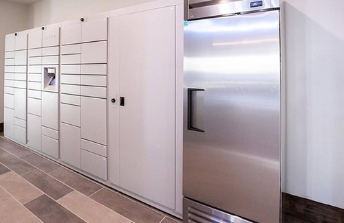 Manor Apartment | Landing | Incredible 1BD, Courtyard, Pool