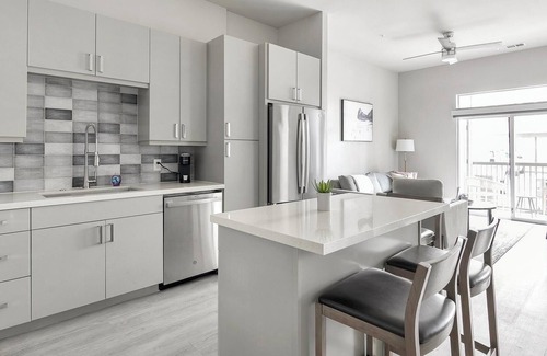 Round Rock Apartment | Landing | Incredible 1BD, Gym, Clubhouse