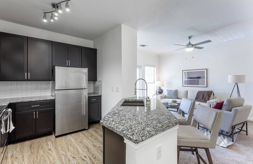 Austin Apartment | Landing | Incredible 1BD, Gym, Courtyard