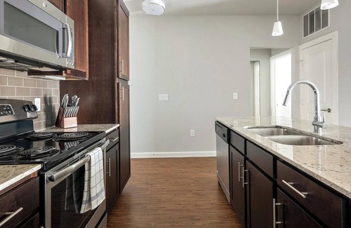 Buda Apartment | Landing | Incredible 1BD, Gym, Yoga Studio