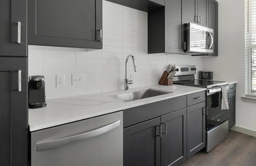 Northside Apartment | Landing | Incredible 1BD, Gym, Pool