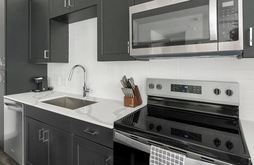 Northside Apartment | Landing | Incredible 1BD, Gym, Pool