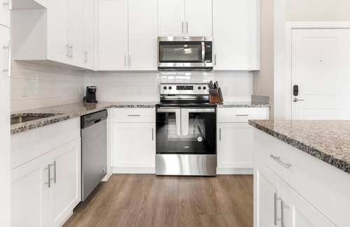 Southeast Orlando Apartment | Landing | Incredible 1BD, Pool, Clubhouse
