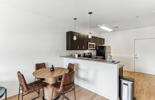 Eden Apartment | Landing | Incredible 1BD, Clubhouse, Gym