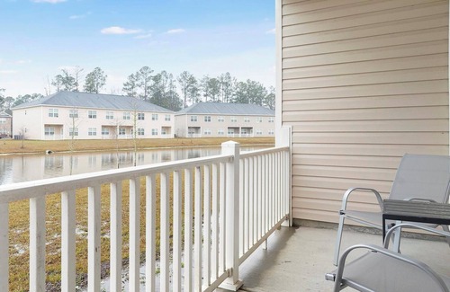 Bloomingdale Apartment | Landing | Incredible 2BD, Gym, Pool