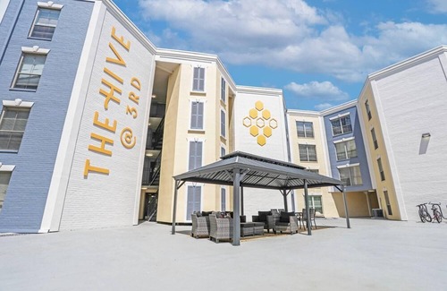 Mid City North Apartment | Landing | Incredible 2BD, Gym, Pool