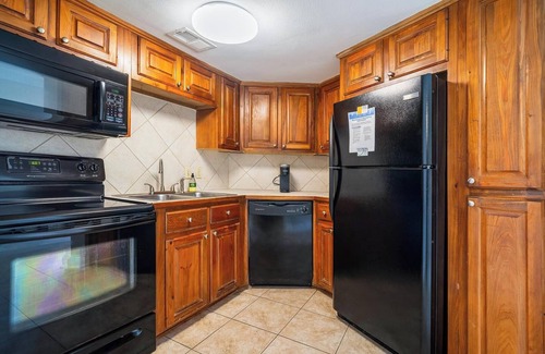 Mid City North Apartment | Landing | Incredible 2BD, Pool, Gym