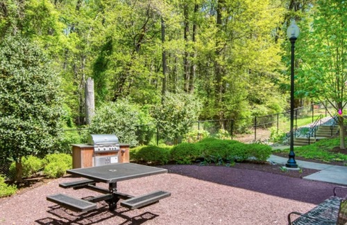 Chillum Apartment | Landing | Incredible 1BD, Courtyard, Clubhouse