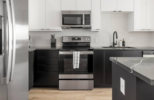 Providencia Park Apartment | Landing l Spectacular 1BD, Pool, Yoga Studio
