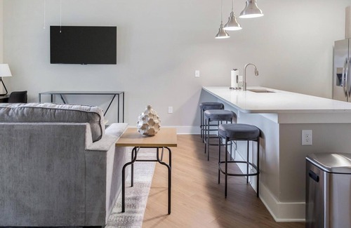 Fort Myers Apartment | Landing | Modern 1BD, Clubhouse, Pool