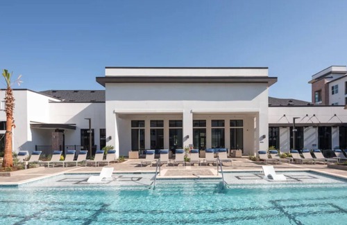 Round Rock Apartment | Landing | Modern 1BD, Clubhouse, Pool