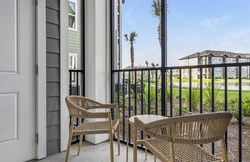 Fort Myers Apartment | Landing | Modern 1BD, Gym, Pool