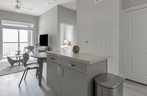 Round Rock Apartment | Landing | Modern 1BD, Gym, Pool
