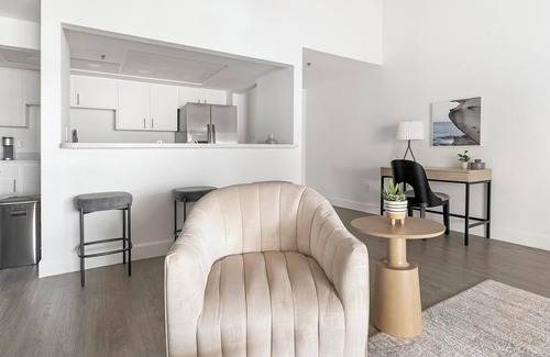 Bradenton Apartment | Landing | Modern 1BD, Gym, Clubhouse