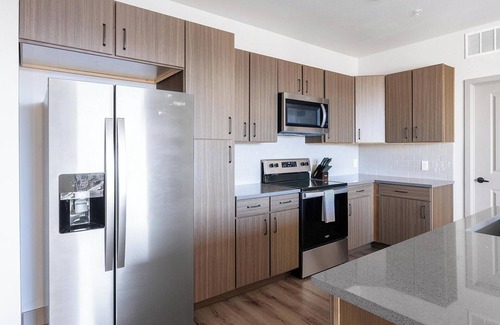 Littleton Apartment | Landing | Modern 1BD, Gym, Clubhouse
