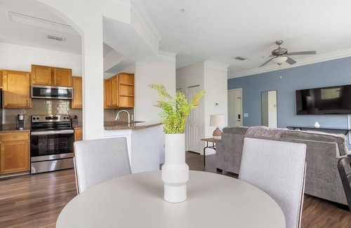 Southside Apartment | Landing | Modern 1BD, Yoga Studio