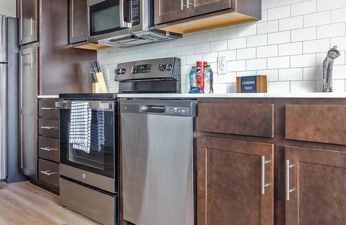 McCordsville Apartment | Landing | Modern 1BD, Rooftop Lounge, Courtyard
