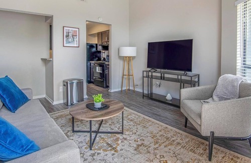 Cordova Apartment | Landing | Modern 2BD, Pool, Game Room