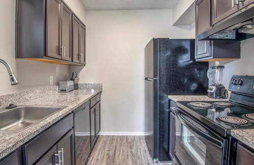 Cordova Apartment | Landing | Modern 2BD, Pool, Game Room