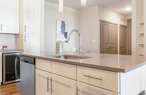 Florida Central Atlantic Coast Apartment | Landing | Modern 2BD, Gym, Pool