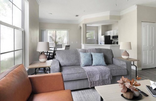 Southside Apartment | Landing | Spectacular 1BD, Yoga Studio