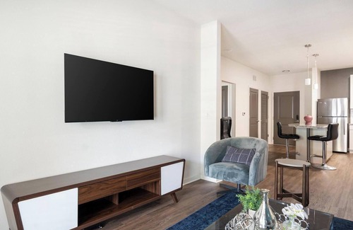 Tropic Apartment | Landing | Spectacular 1BD, Pool, Courtyard