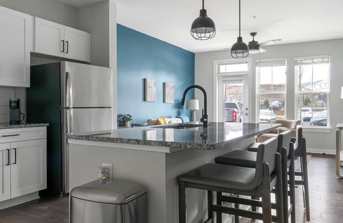 Mableton Apartment | Landing | Spectacular 1BD, Gym, Pool