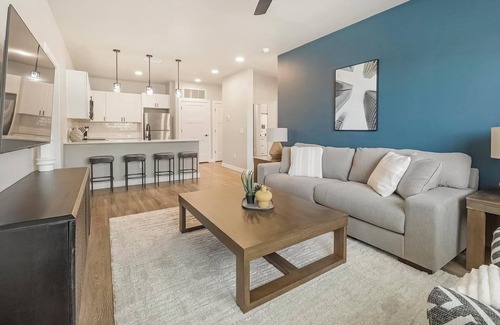 Goodyear Apartment | Landing | Spectacular 2BD, Clubhouse