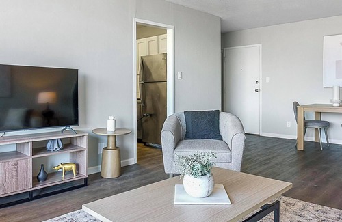 Fort Wayne Apartment | Landing | Spectacular 1BD, Gym, Game Room