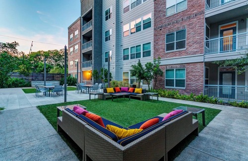 Terrell Heights Apartment | Landing | Spectacular 2BD, Clubhouse, Gym