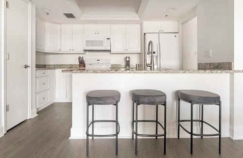 Bradenton Apartment | Landing | Stunning 1BD, Clubhouse, Gym