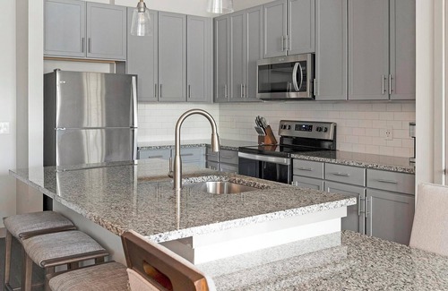 Murfreesboro Apartment | Landing | Stunning 2BD, Clubhouse, Yoga Studio