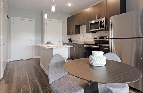 Edwardsville Apartment | Landing | Stylish 1BD, Game Room, Gym