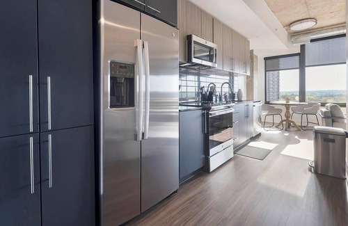 Baileys Crossroads Apartment | Landing | Stylish 1BD, Gym, Game Room