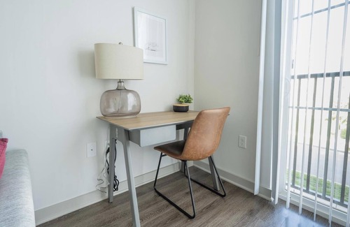 Charlotte Apartment | Landing | Stylish 1BD, Pool, Clubhouse