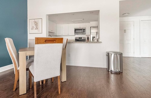 Bradenton Apartment | Landing | Stylish 2BD, Gym, Clubhouse