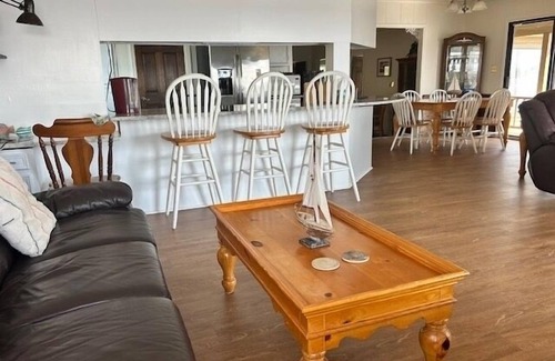 Cordele House | Landmark Lodge - Lake Blackshear - minutes from Ga Veterans State Park!