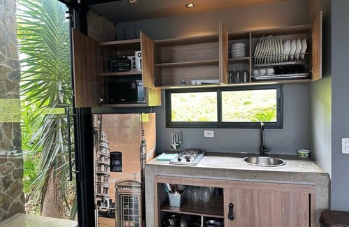 Pereira Cabin | Landscape Suite