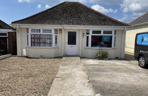 Weymouth House | Lanehouse Rocks Bungalow