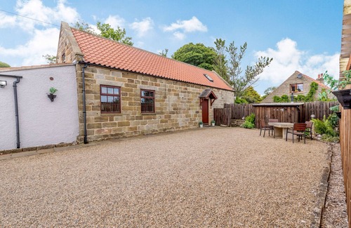 Glaisdale Cottage | LANES BARN, family friendly, character holiday cottage in Glaisdale