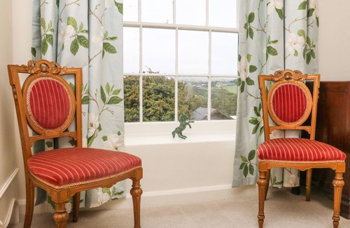 Widemouth Bay House | LANGFORD BARTON, pet friendly, with open fire in Widemouth Bay
