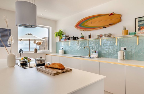 Mumbles House | Langland Bay View - Three Bedroom House, Sleeps 6