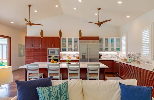 Lanikai House | Lanikai Breeze: Beautiful Private Home w/Pool, Yard & AC - Walk to the Beach