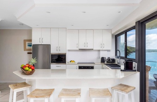 Soldiers Point Apartment | Lanimer Spectacular Waterfront