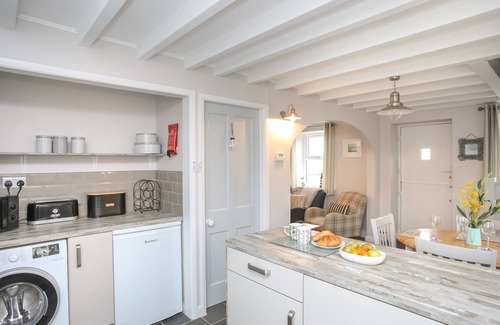 Moelfre Cottage | LANKA, pet friendly, character holiday cottage in Moelfre