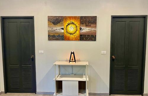 Ko Lanta Apartment | Lanta Sunshine Residence Apt 4 Two Bed Apartment with AC and Work Space