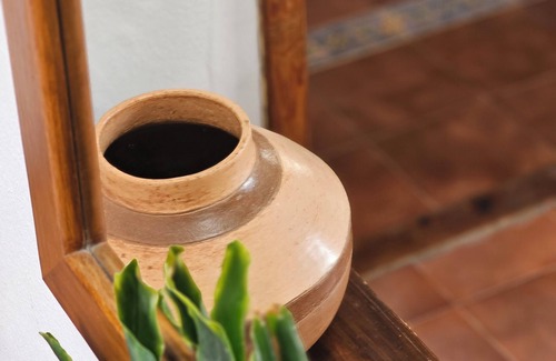 Tahiche House | LANZAROTE: Spacious room with private bathroom in a terrera house